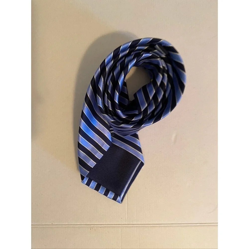 Nautica Mens Blue Navy Striped 100% Silk Necktie Classic Formal Business Tie